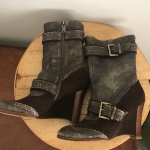 Modern Vintage distressed brown wedge boots Size 7